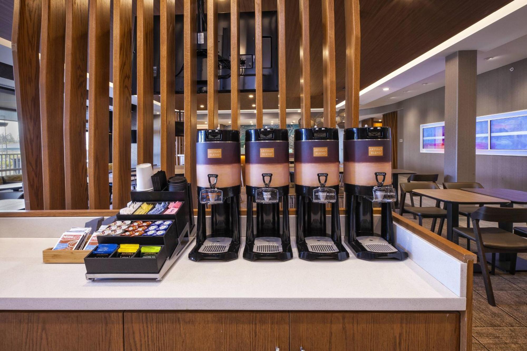 Springhill Suites By Marriott St. Joseph Бентън Харбър Екстериор снимка