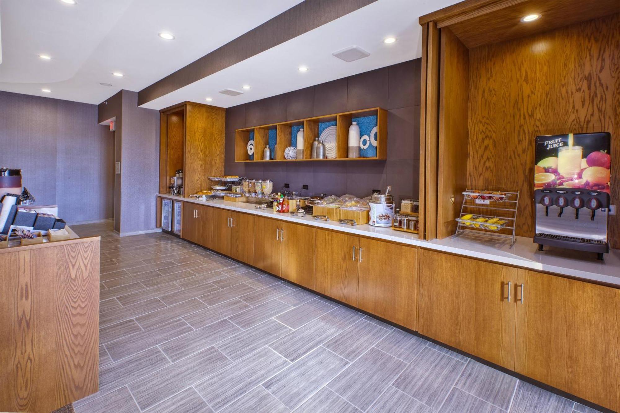 Springhill Suites By Marriott St. Joseph Бентън Харбър Екстериор снимка