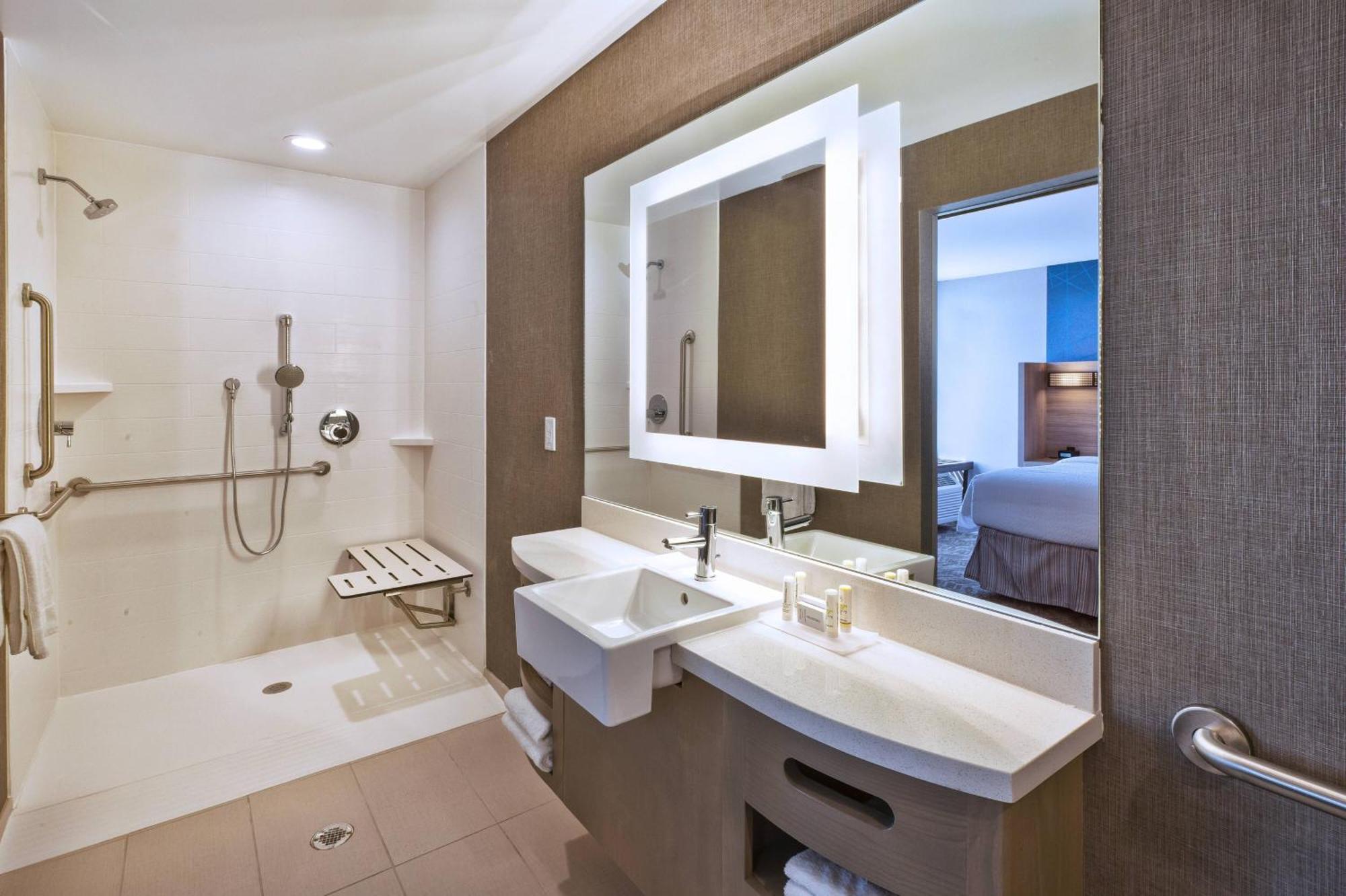 Springhill Suites By Marriott St. Joseph Бентън Харбър Екстериор снимка