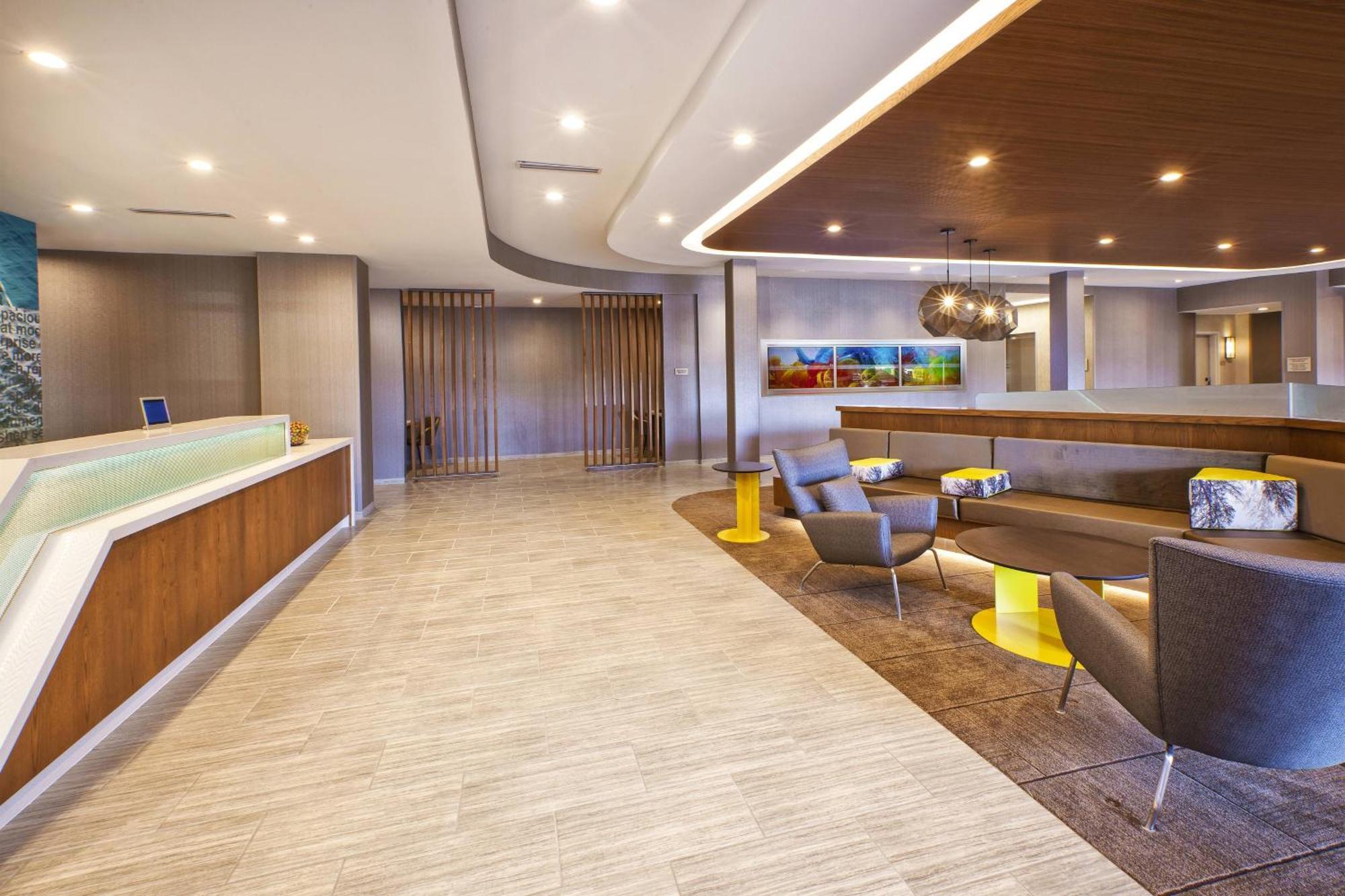 Springhill Suites By Marriott St. Joseph Бентън Харбър Екстериор снимка